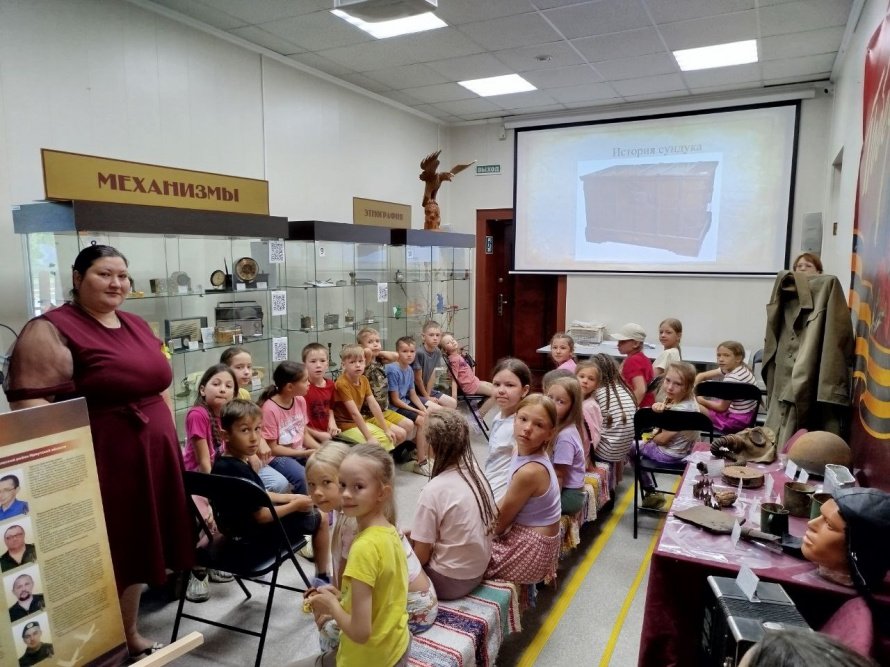 Балаганский музей посетили ученики Иркутской Вальдорфской школы