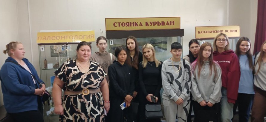 В рамках Года защитника Отечества и Года 80-летия Победы в Великой Отечественной войне 1941–1945 годов студенты Балаганского аграрно-технологического техникума посетили музей имени А.С. Башинова